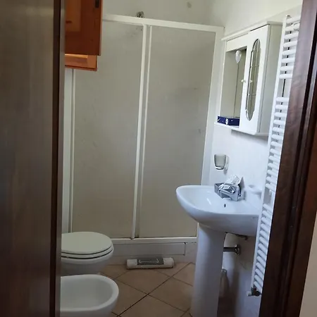 Podere 329 مزرعة للإقامة